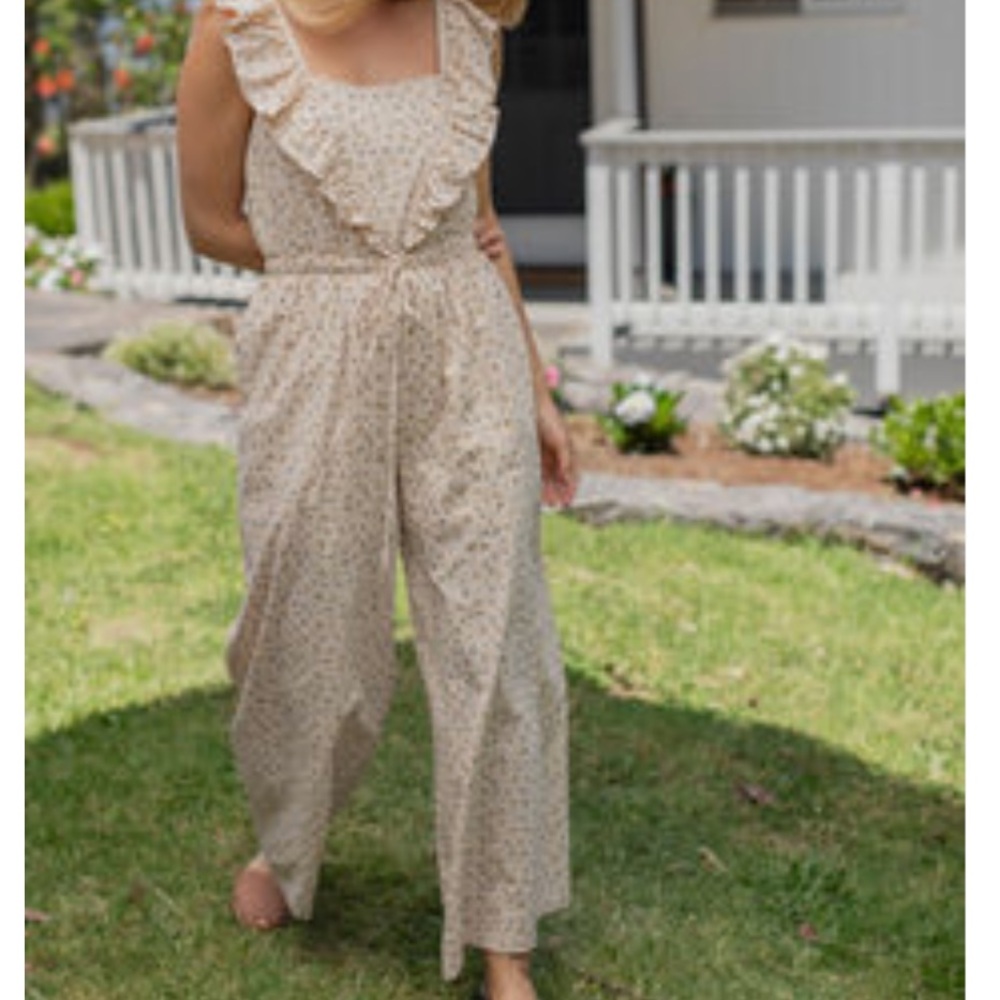 Neuflora McKenna Floral Jumpsuit